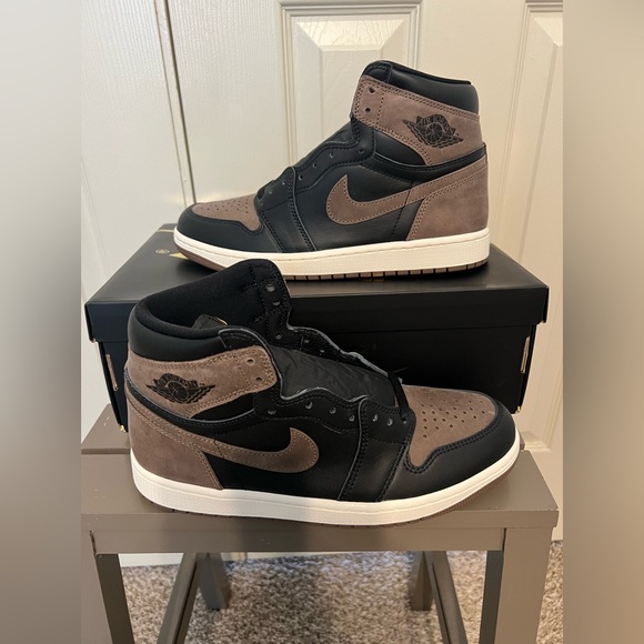 Air Jordan 1 Retro High OG - Picture 1 of 9